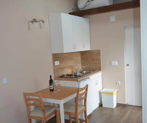 Mm Apartman Póla